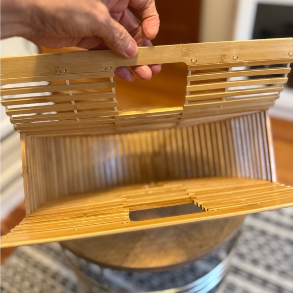 Elegant Tan Bamboo Women Bag - Picture 2 of 4